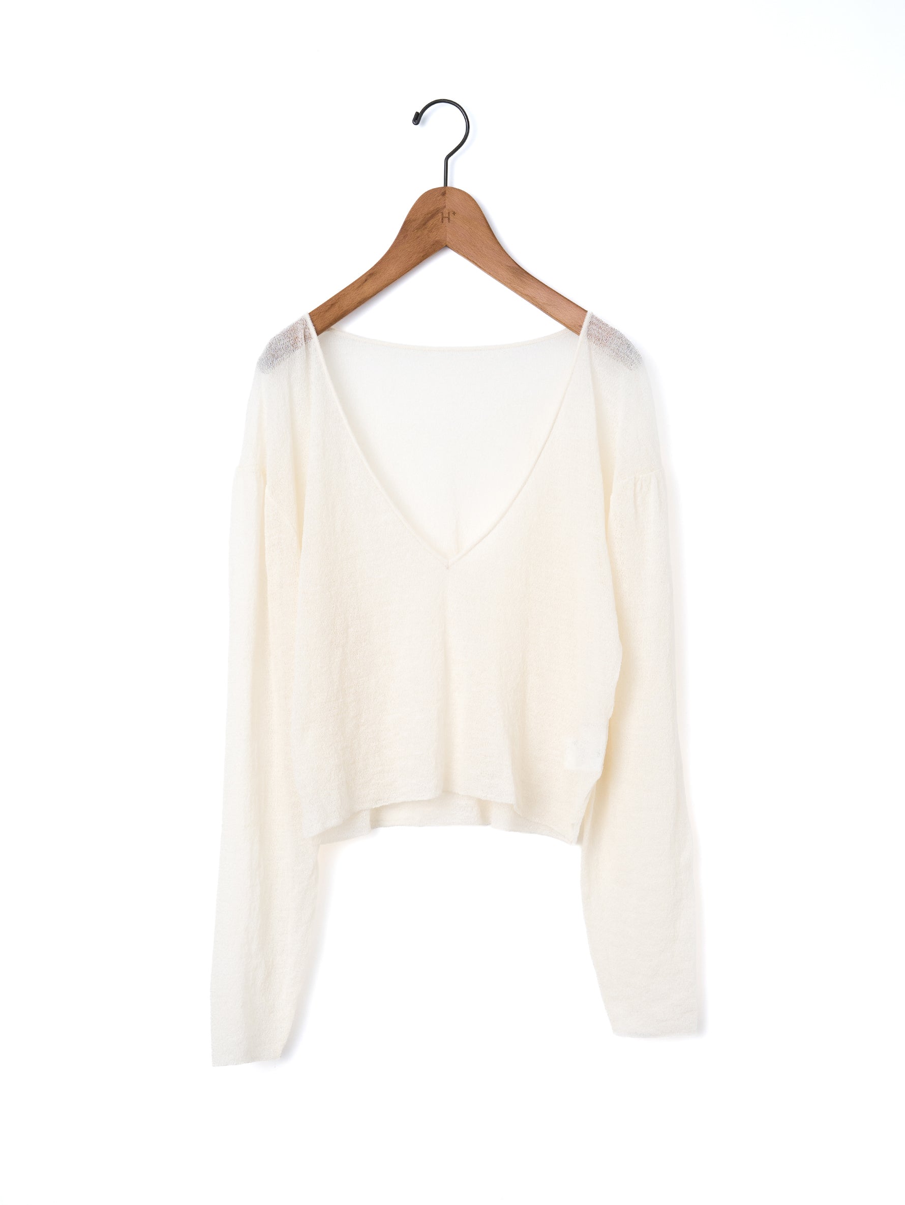 enrica | 細番手ウール VネックプルオーバーKNIT 269 – H+HELIOTROPE