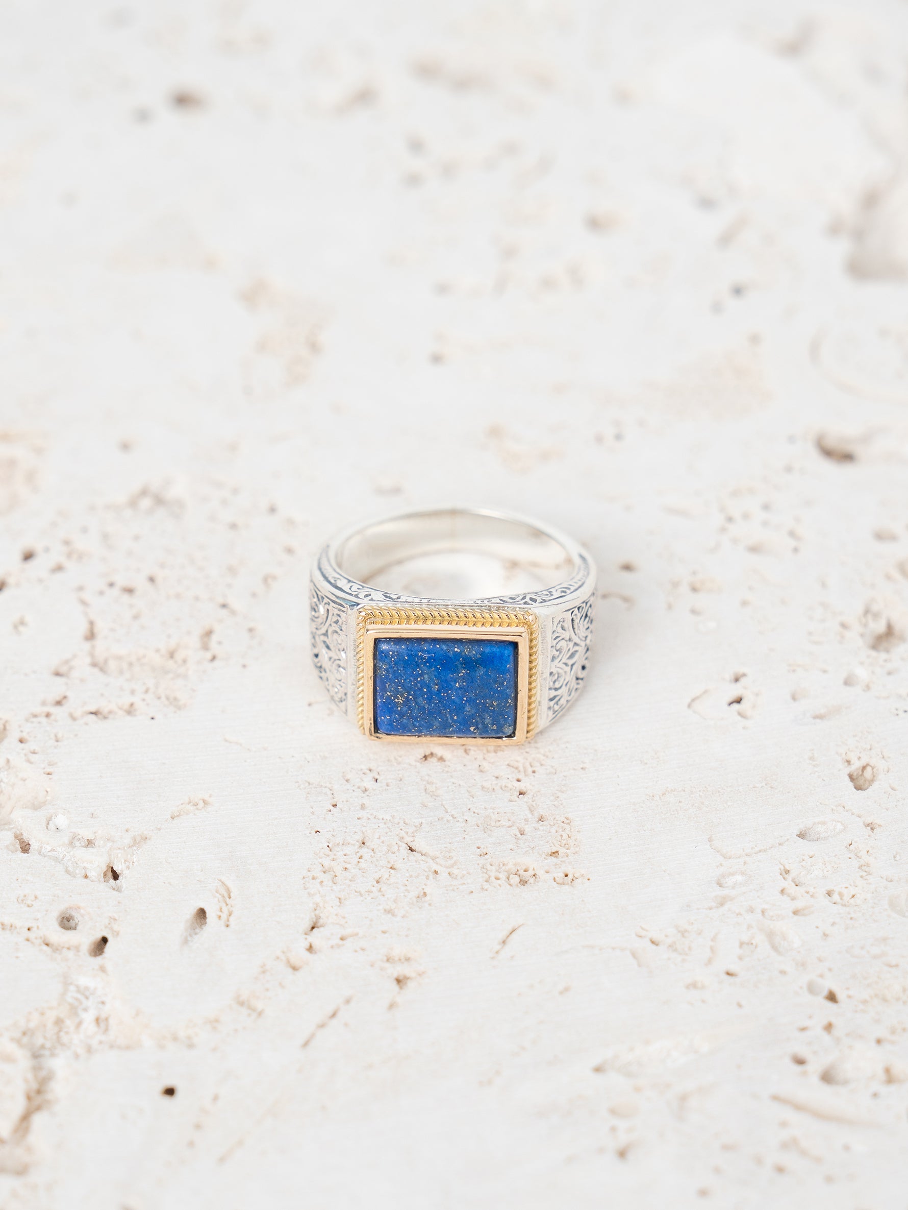 GEROCHRISTO | Ring in 18K Gold and sterling silver with Lapis 20374