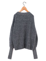 BATONER | カシミヤフォックスフィンガーホールボートネック