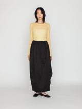 BOWTE | コットンシルク ウォッシュドサテン タックドエッグ マキシスカート