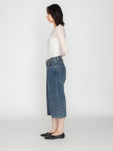 KURO | WIDE SPREAD CROPPED SHORTS