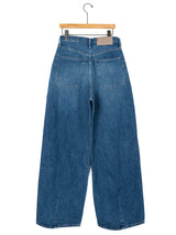 KURO | STRUCTURE 964184