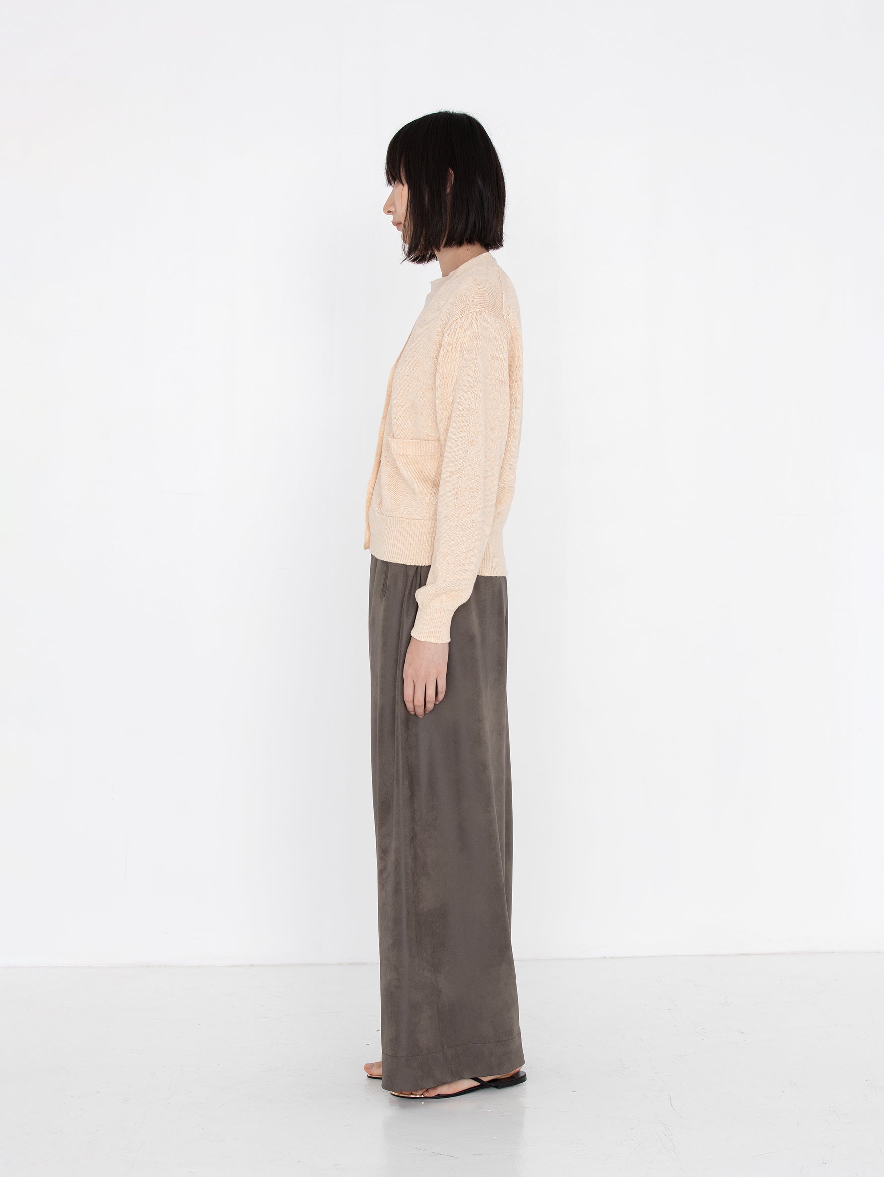 BATONER | WASHED HIGH COUNT LINEN V NECK CARDIGANBN-25SL-021