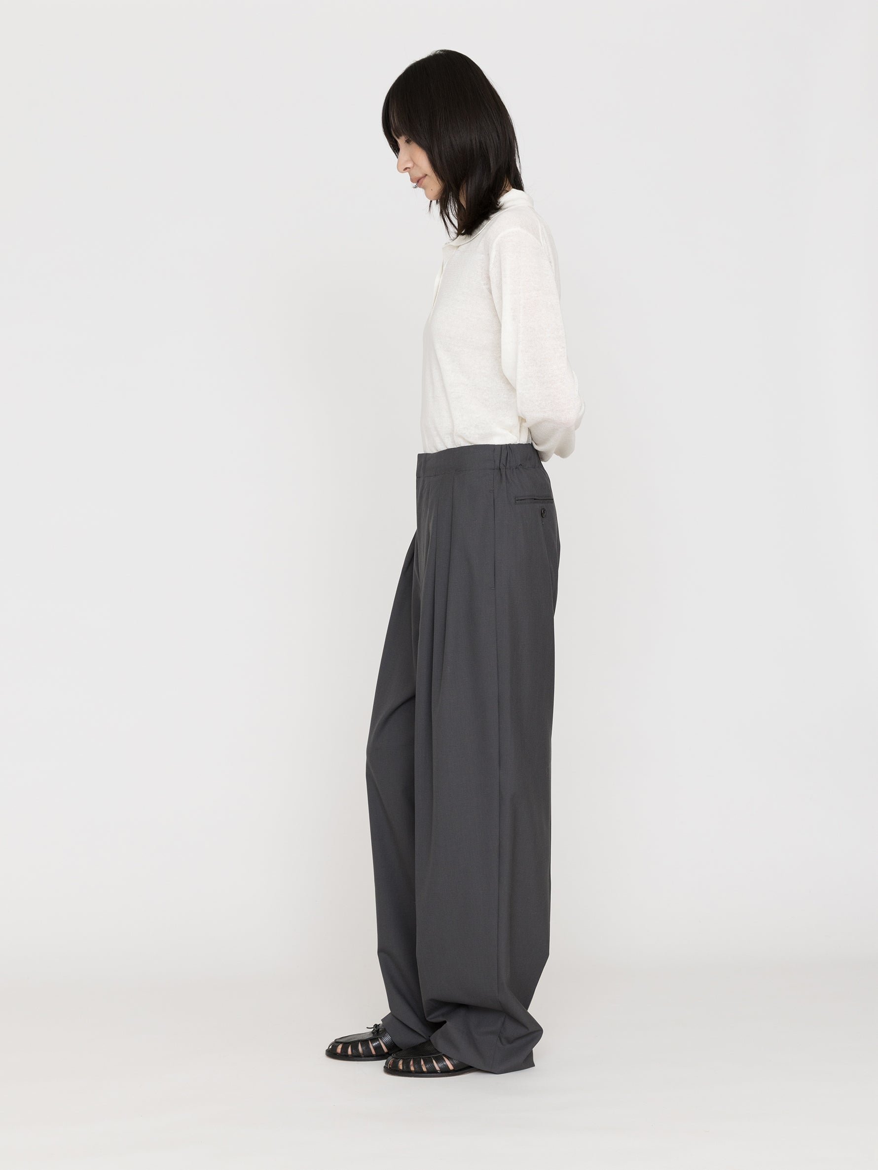 BOWTE | EXTRA FINE WORSTED TOROPICAL TUCKED RELAX WIDE PANTS 261-04-0002