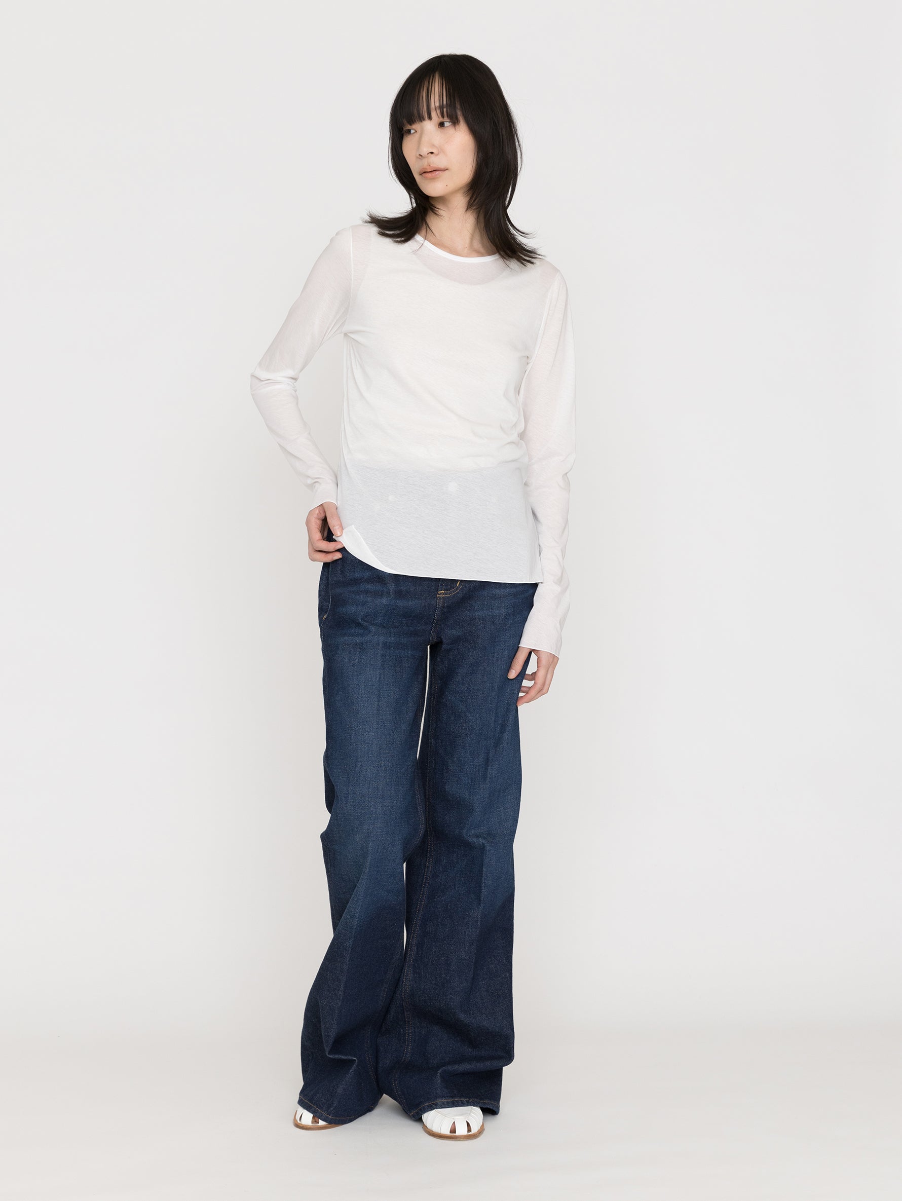 GGG | Side Slit Crew Neck Long Sleeve T 02-01-1854