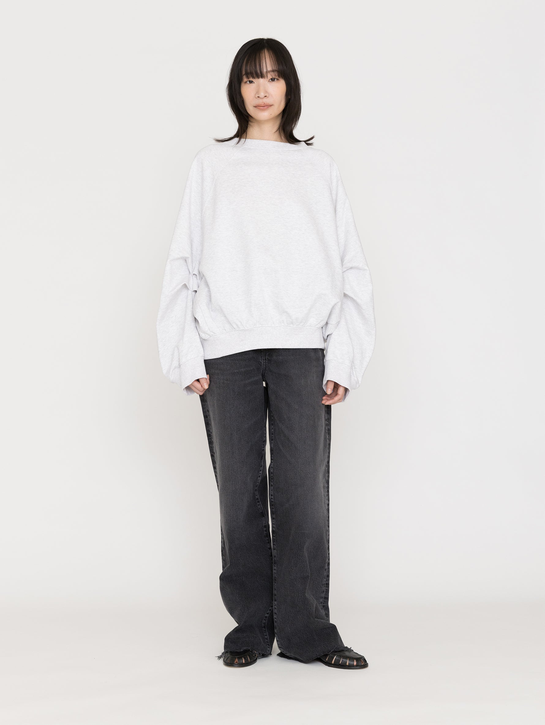 COGTHEBIGSMOKE | LEILA WIDE CUFF SWEAT SHIRT 14101-240-1206-1