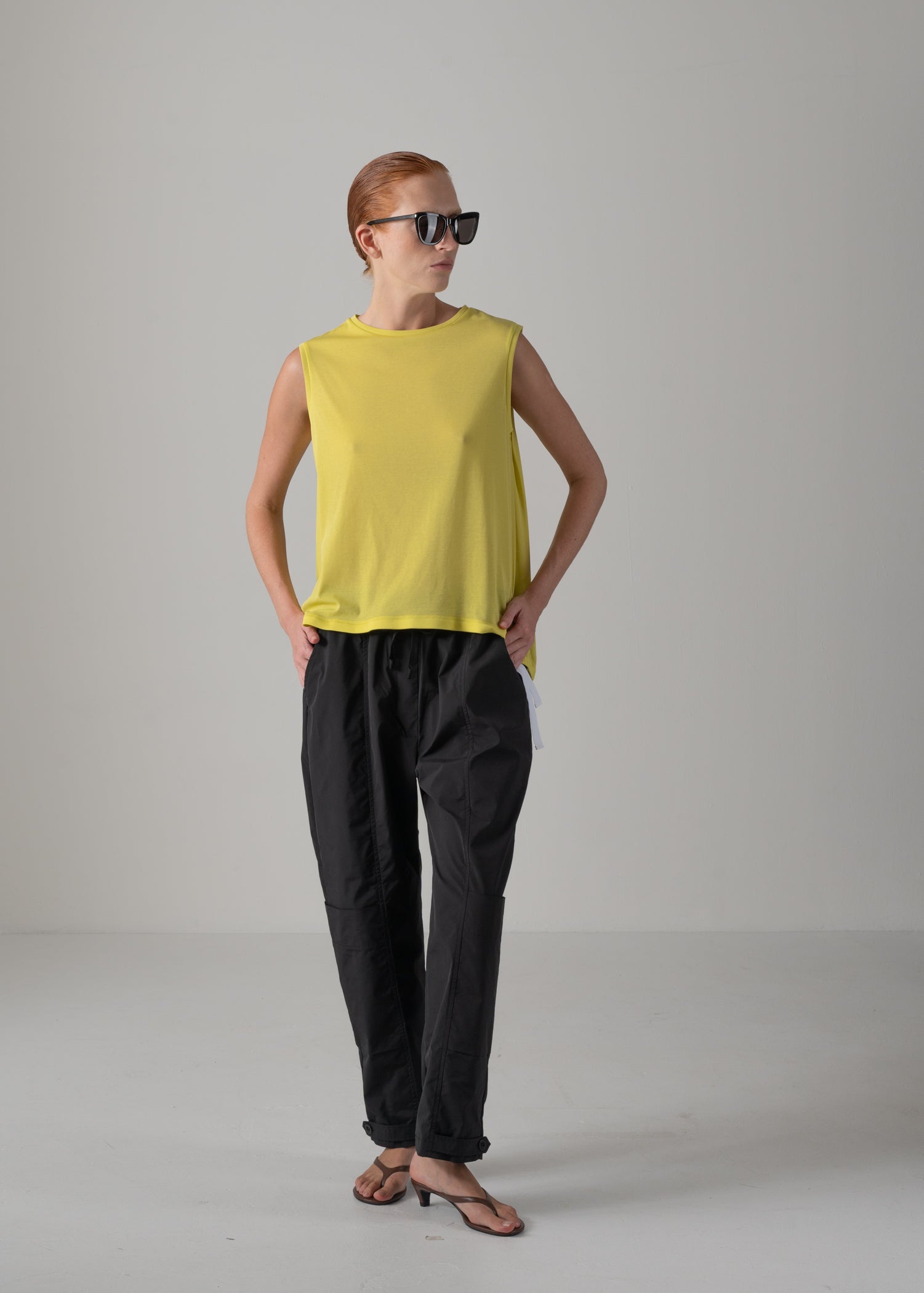 COGTHEBIGSMOKE | NELLY SLEEVELESS TOP 14101-236-1425-1