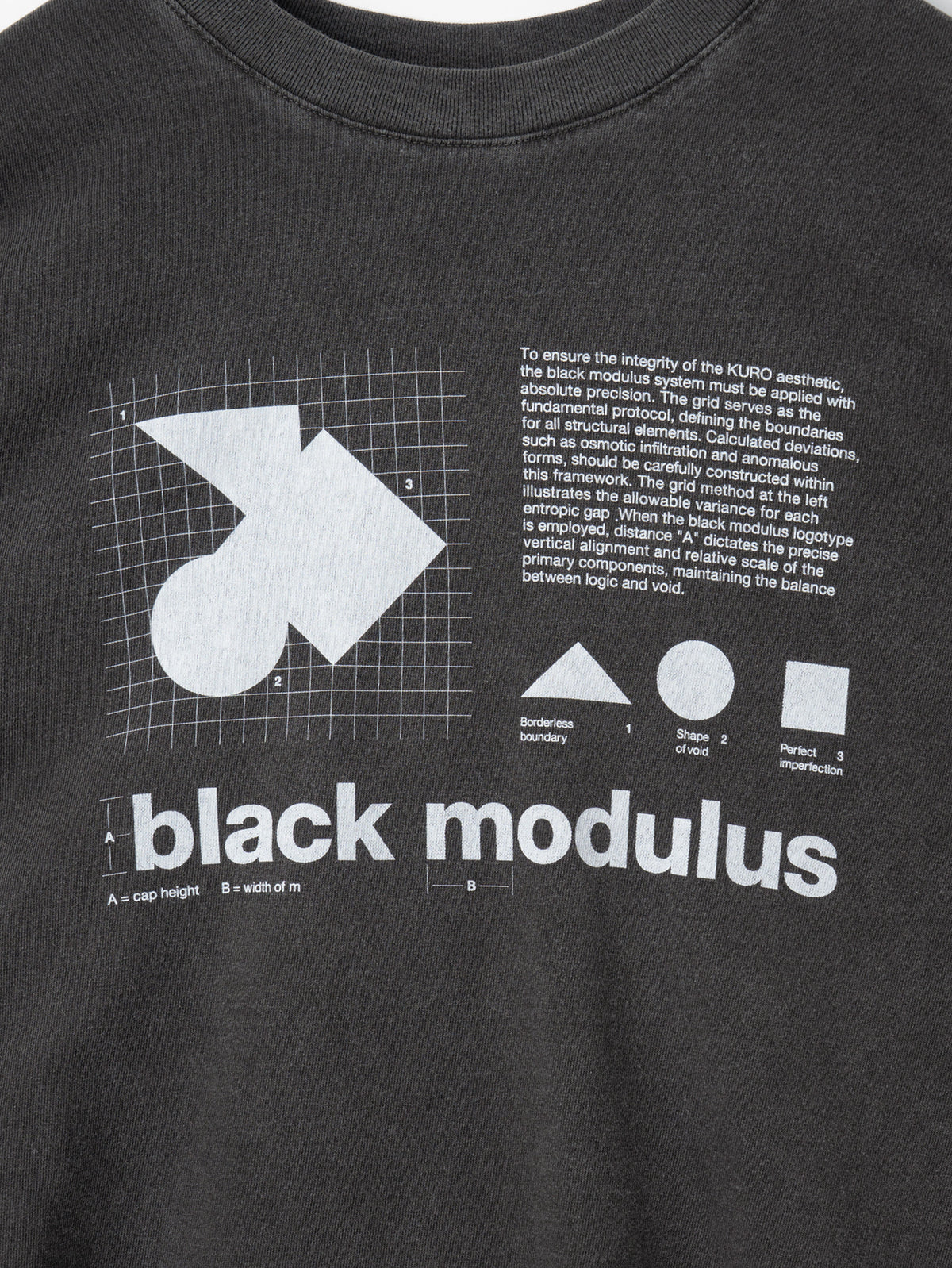 KURO | 17/- ROUND SHAPE DYED L/S TEE "Black Modulus" 964328