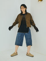 KURO | WIDE SPREAD CROPPED SHORTS