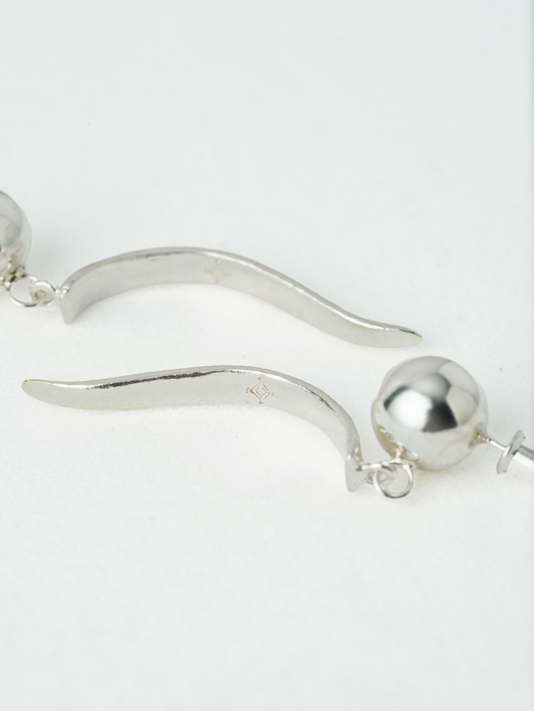 RAMSHACKLE | DANGLE LINE EARRINGS P00000ZE-PS