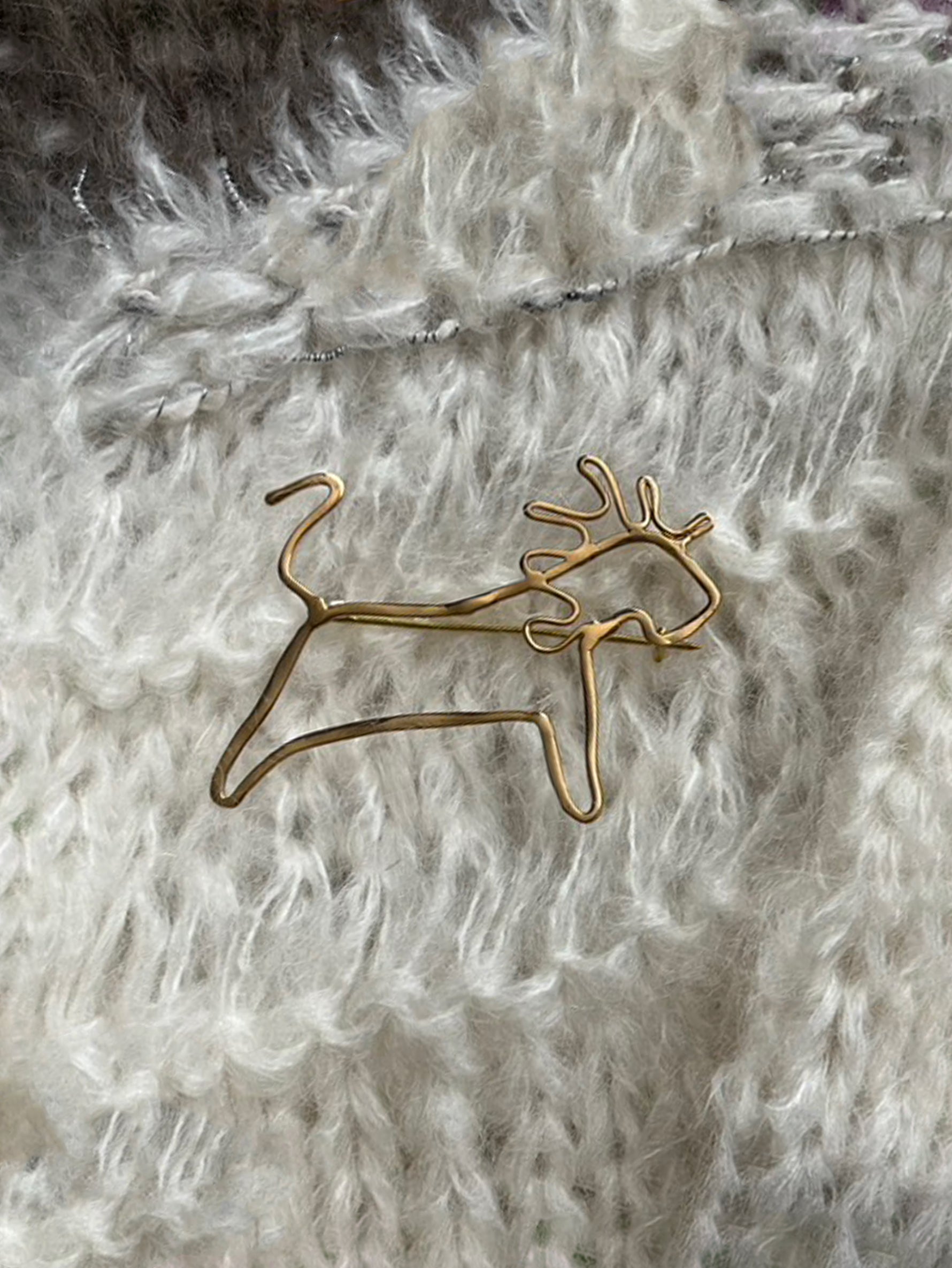 Miriam Nori | spilla/broach/ spilla leone a cornice