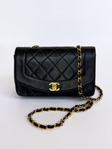 CHANELシャネル ダイアナ チェーンショルダーバッグ 22
