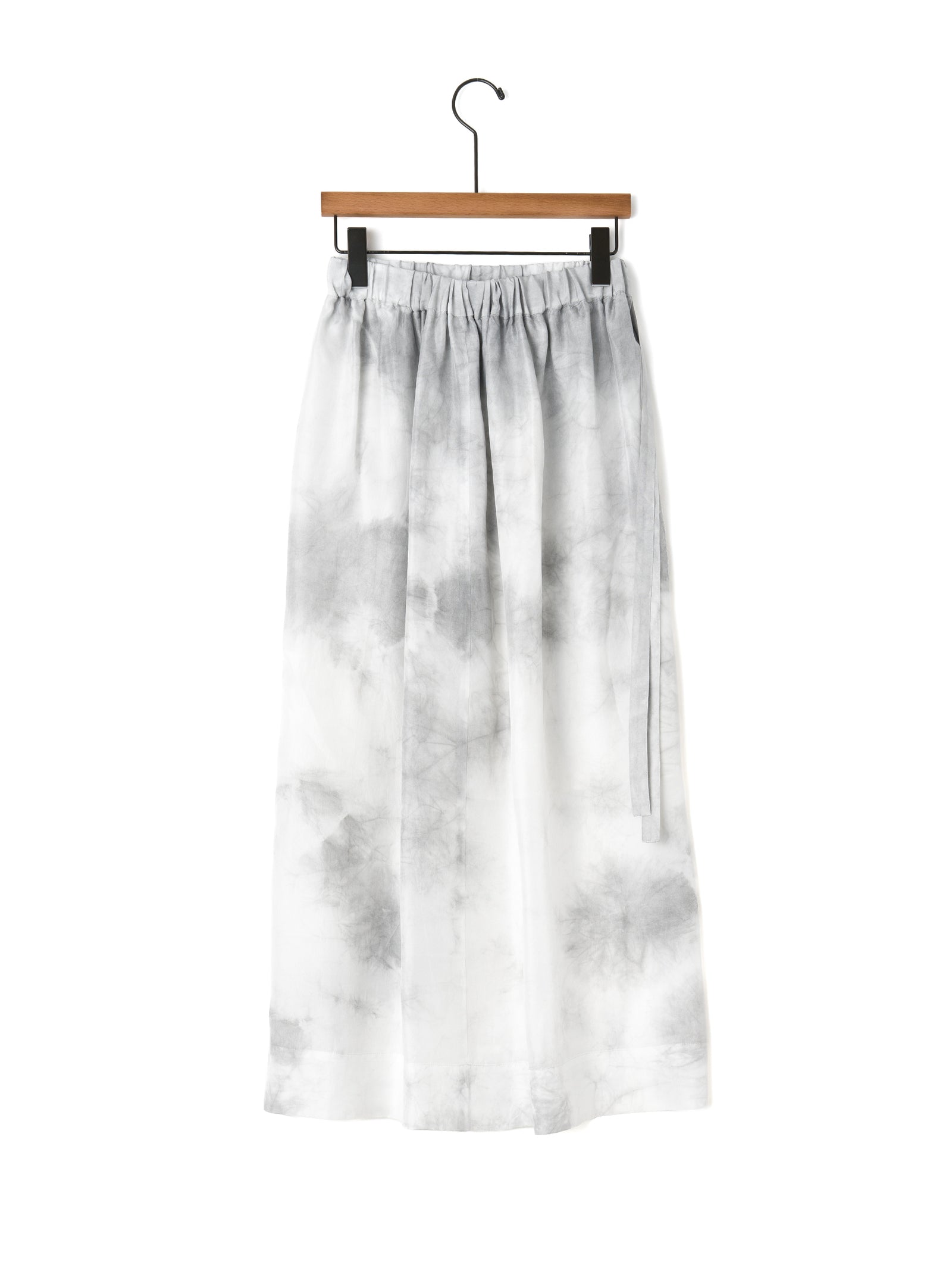 enrica | 炭染めギャザースカート SKIRT 092-3 – H+HELIOTROPE