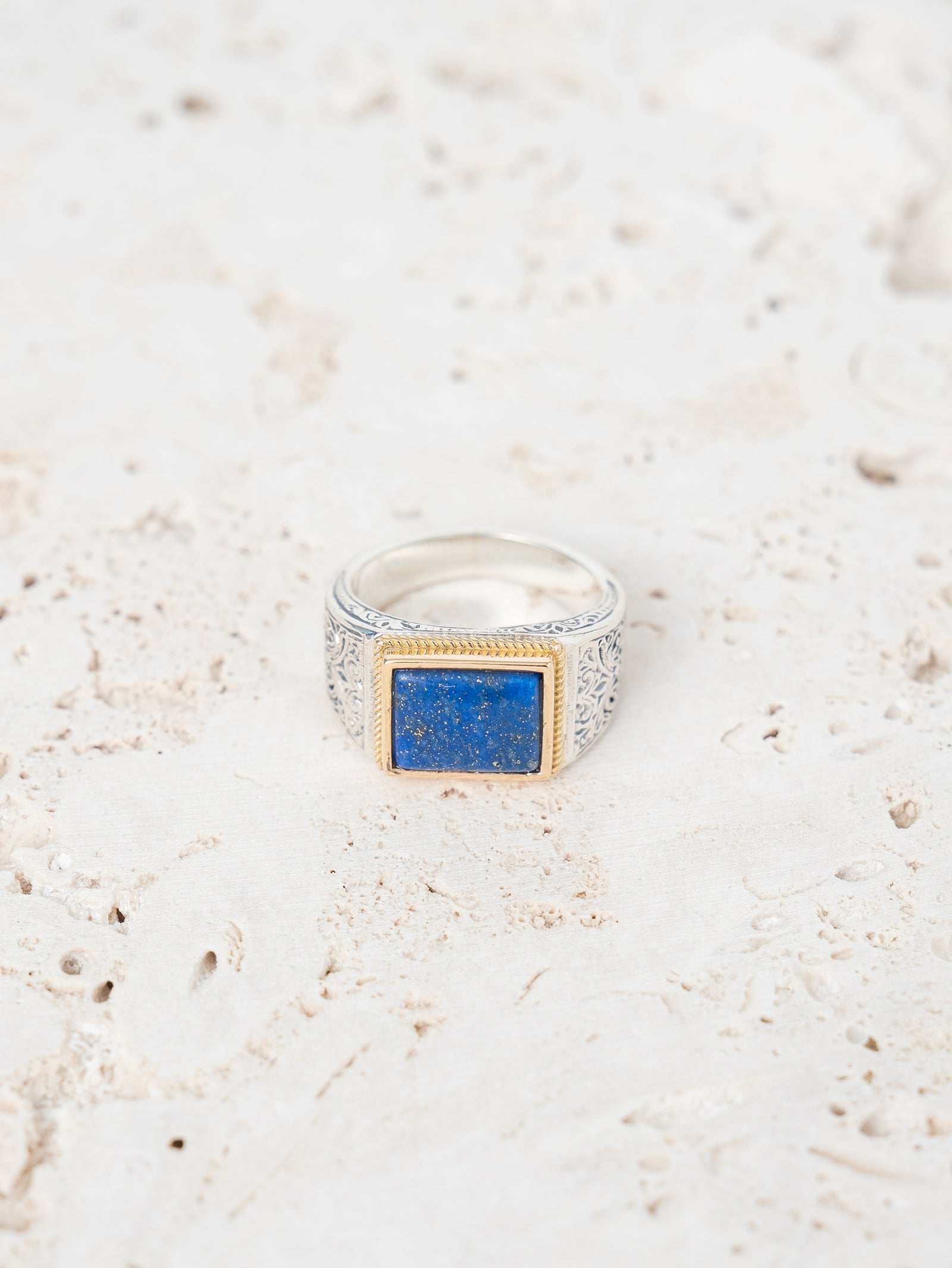 GEROCHRISTO | Ring in 18K Gold and sterling silver with Lapis