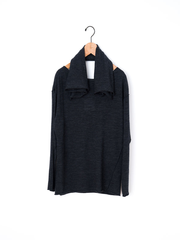 GGG | Roll Neck Long Sleeve Pull Over with Stole 02-01-1756