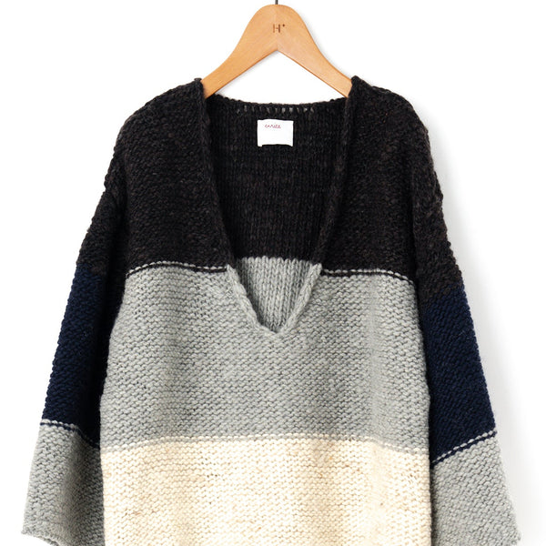 enrica | ROW WOOL Vネックプルオーバー – H+HELIOTROPE