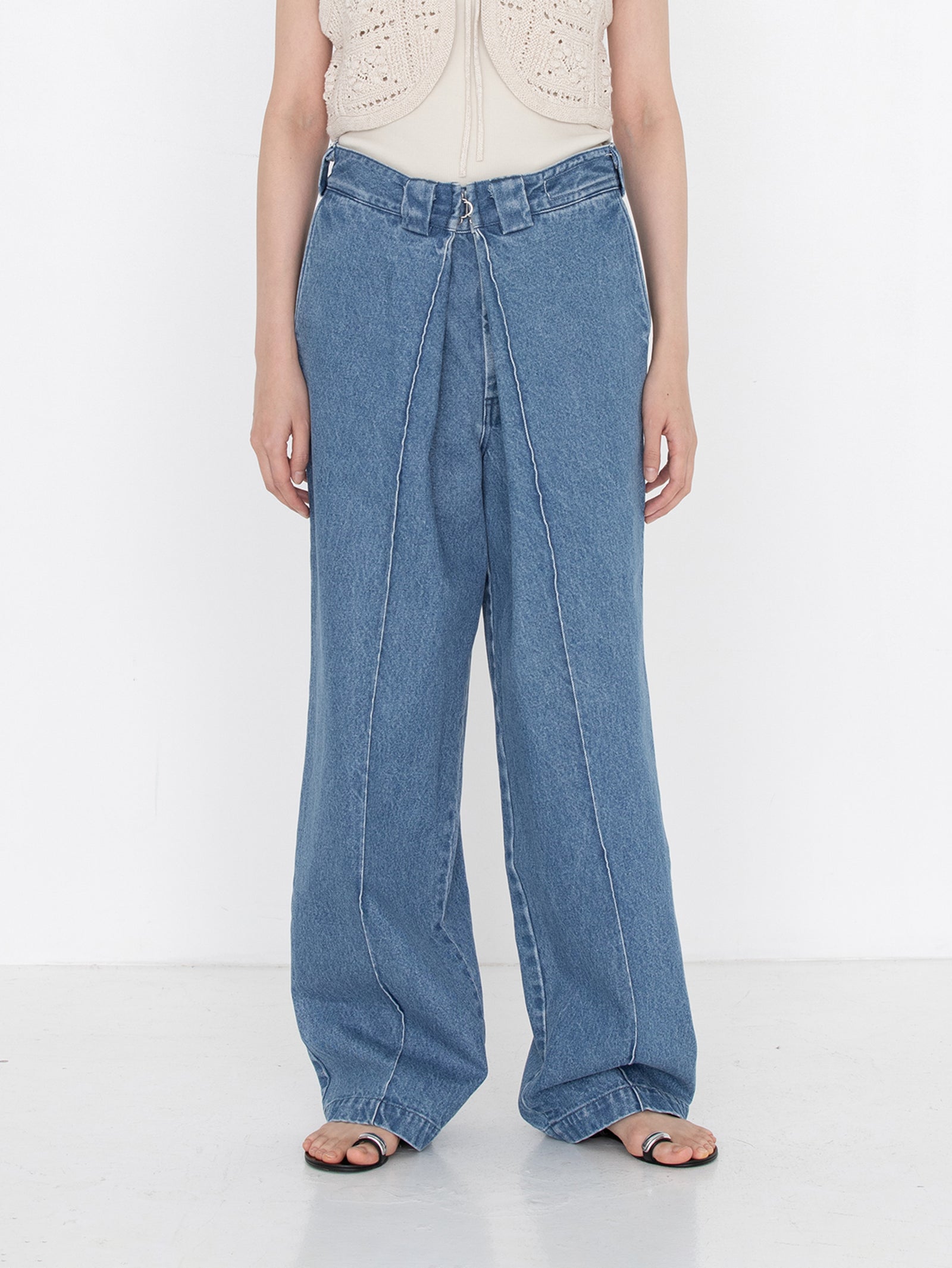 KURO | BIG TUCK DENIM TROUSER – H+HELIOTROPE