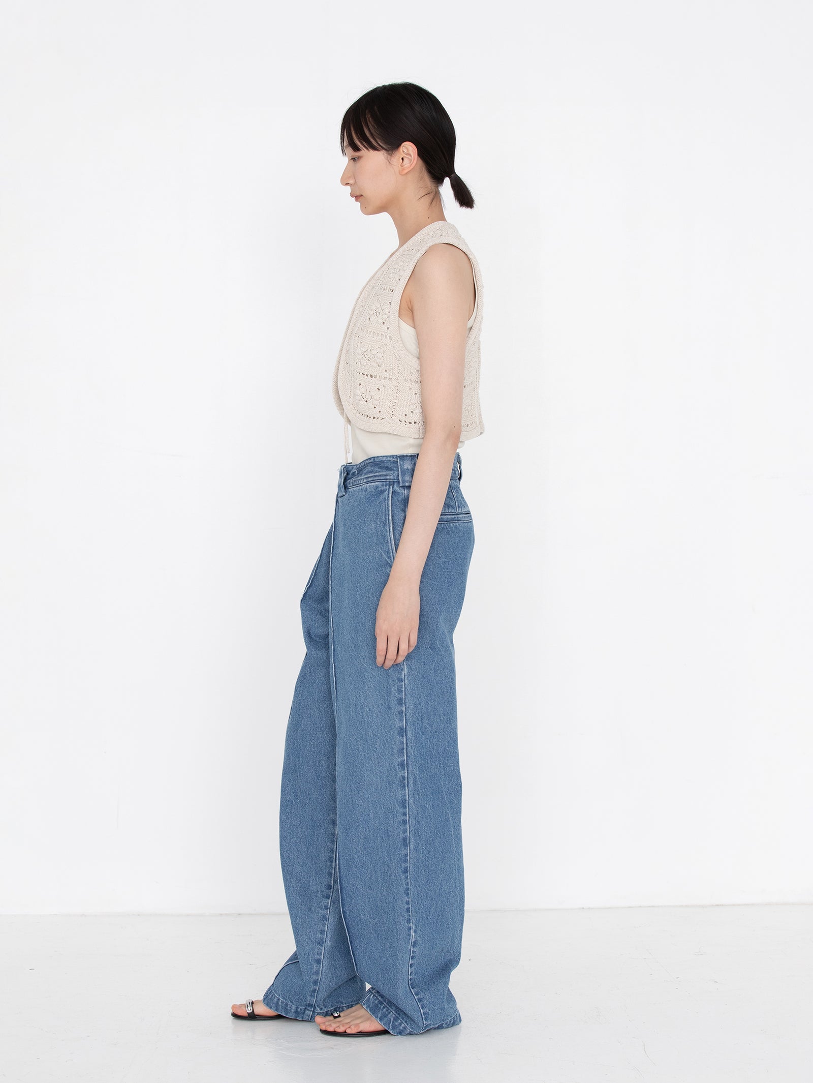 KURO | BIG TUCK DENIM TROUSER 963943 – H+HELIOTROPE