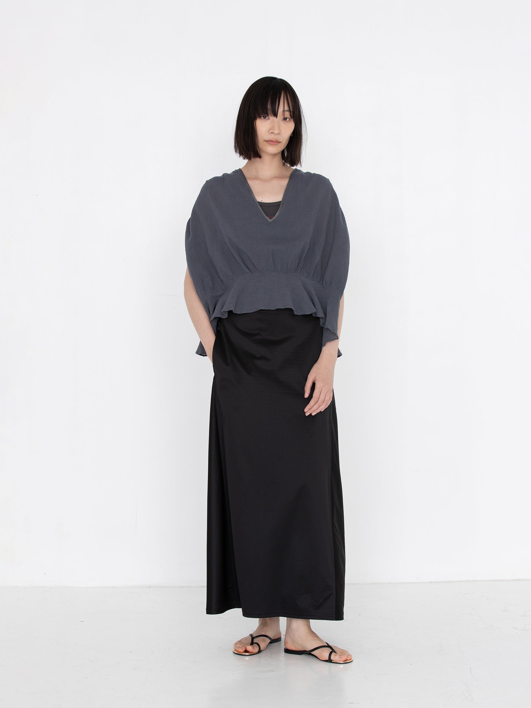enrica | コットンWAVY Vネックトップス TOPS146