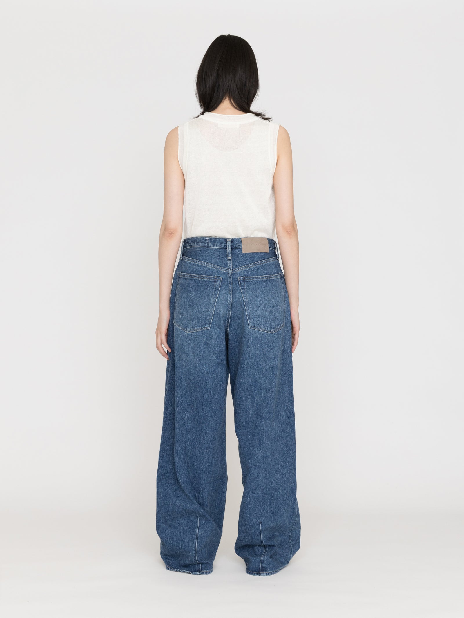 KURO | STRUCTURE 964184 – H+HELIOTROPE