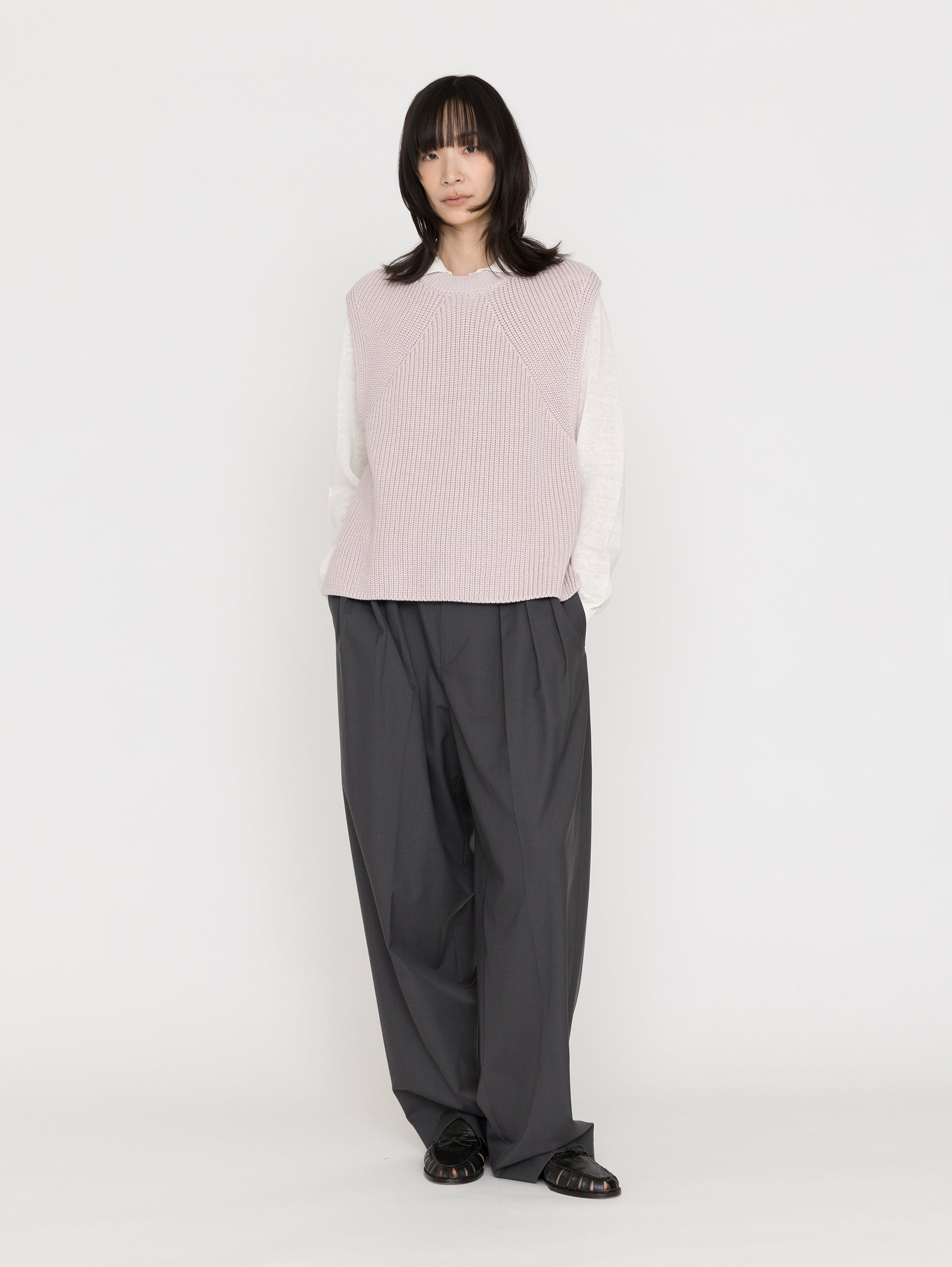 BATONER | SIGNATURE CREW NECK VEST BN-26SL-003