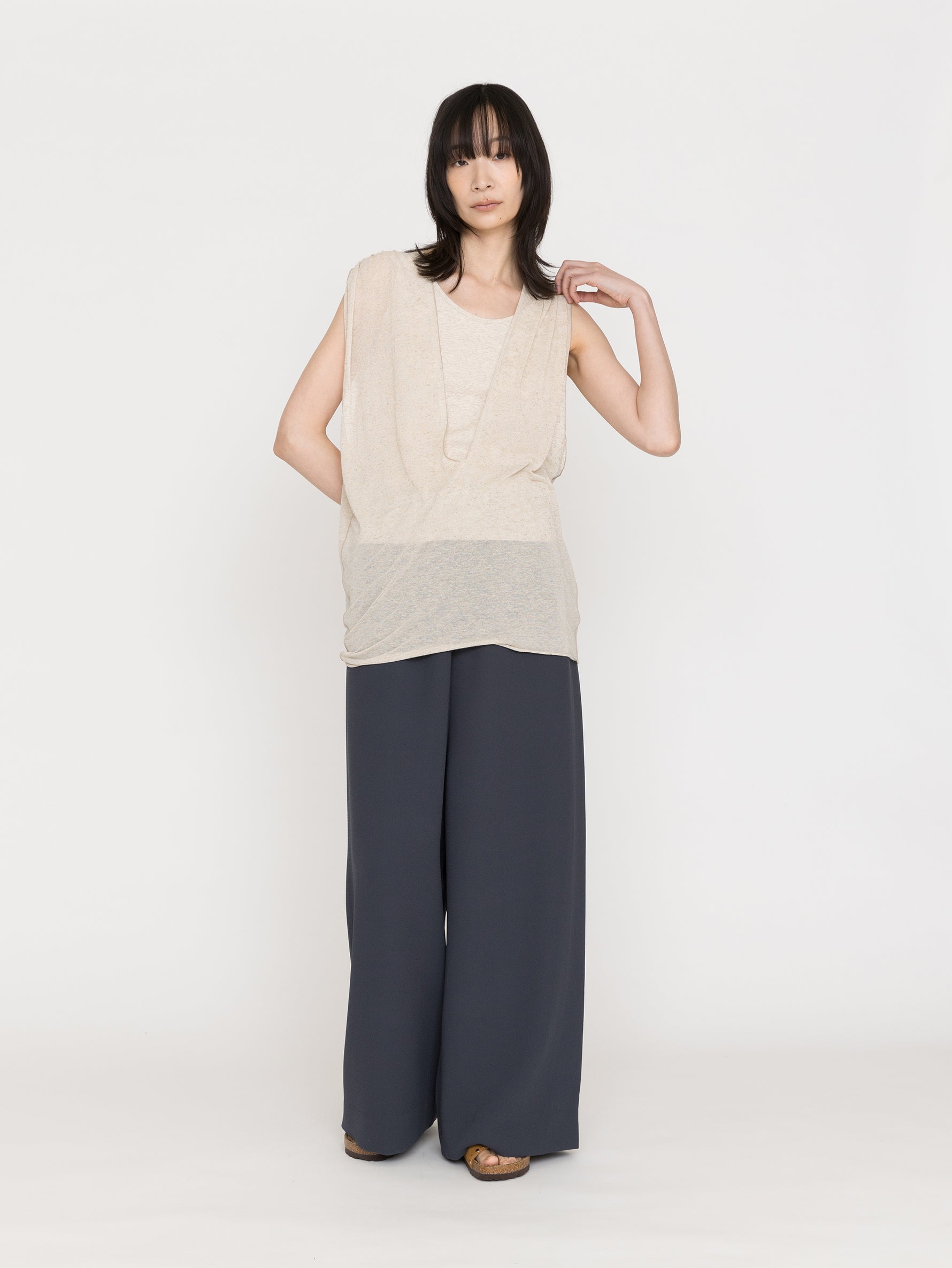 GGG | Draped No Sleeve Pull Over 02-01-1858