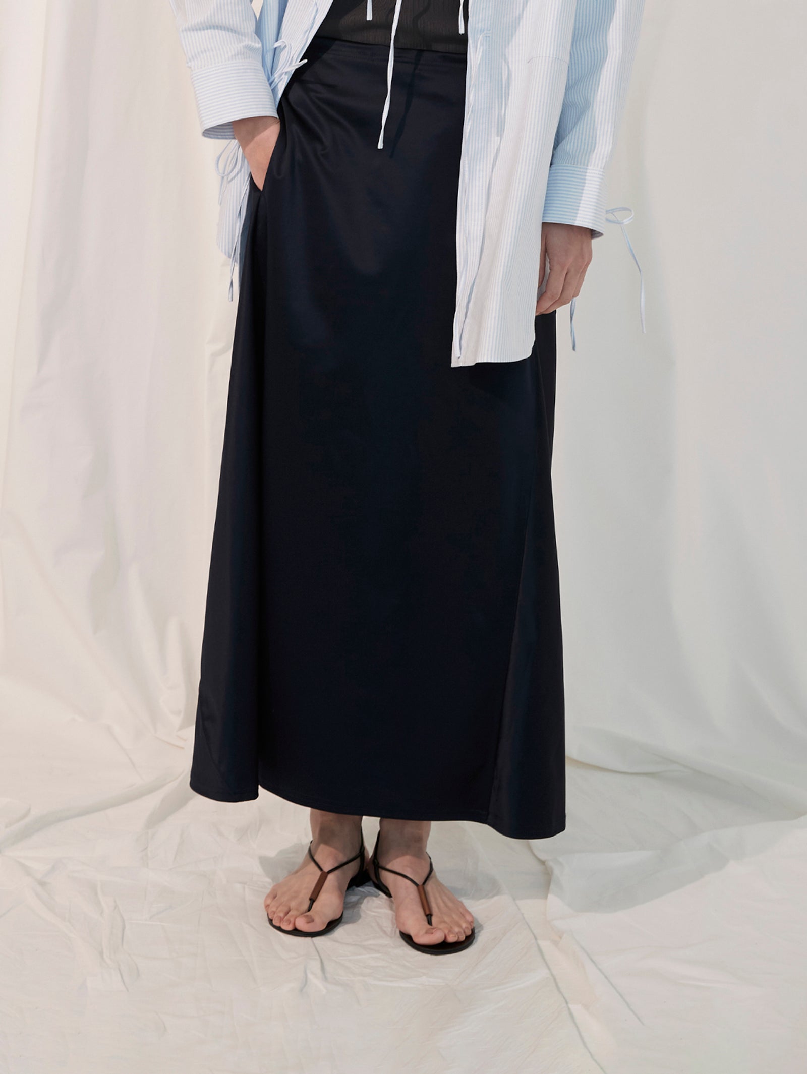 COGTHEBIGSMOKE JENIFFER FLAIR SKIRT ブラック セール】【COG THE BIG SMOKE】JENIFFER FLAIR SKIRT（スカート