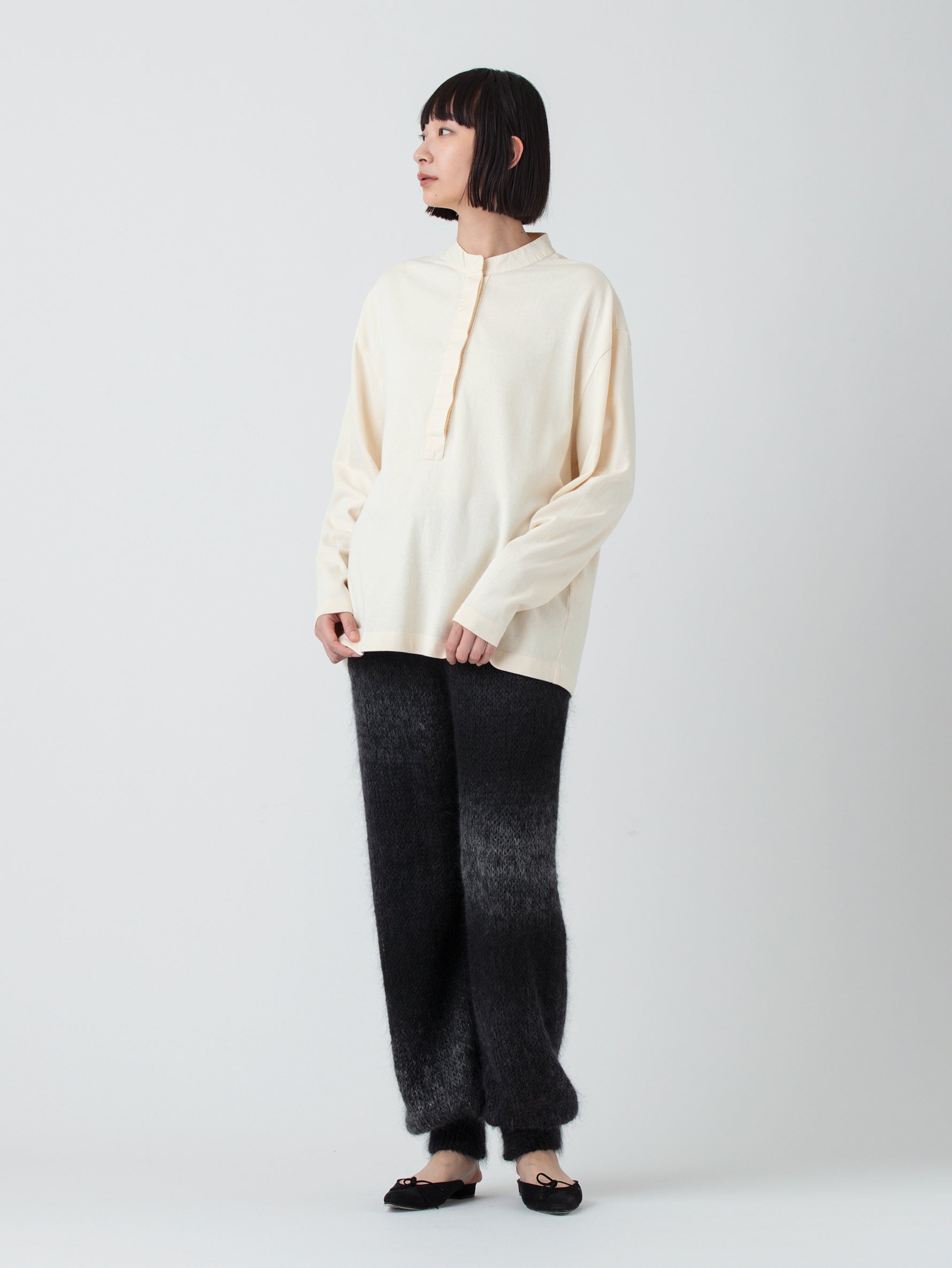 CHLOE STORA | ヘンリーネックロングTシャツ TSHIRT CACHOU