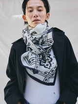 【予約商品】manipuri |  ＜別注 コットンシルクストール120＞メドウバンダナ white×NAVY 0161333801