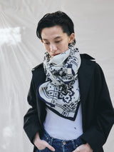 【予約商品】manipuri |  ＜別注 コットンシルクストール120＞メドウバンダナ white×NAVY 0161333801