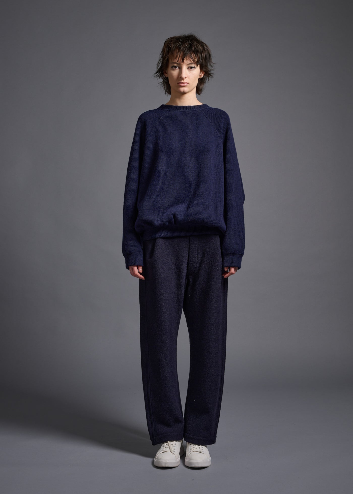 COGTHEBIGSMOKE | ELLIS SWEATSHIRT 13101-117-526-1 – H+HELIOTROPE