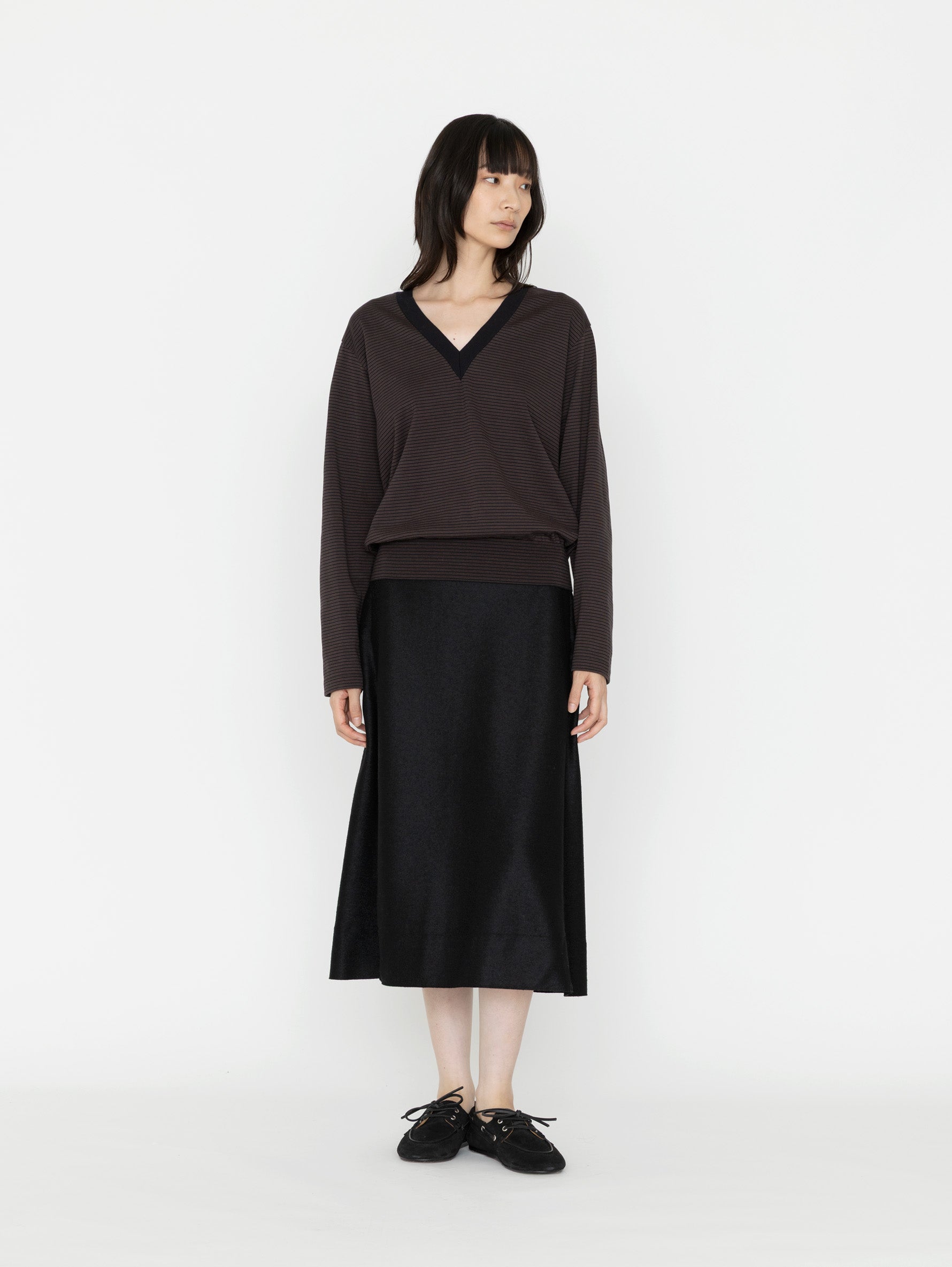 BATONER | BLOWSING V NECK LONG SLEEVE T-SHIRT BN-26FL-005