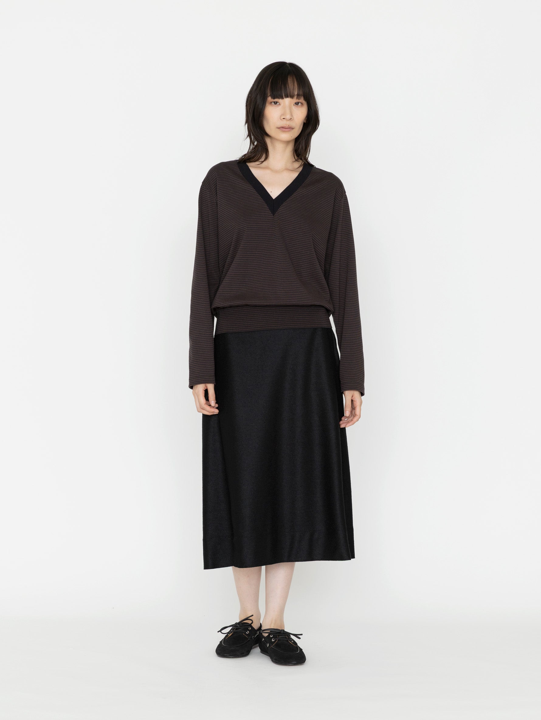 BATONER | BLOWSING V NECK LONG SLEEVE T-SHIRT BN-26FL-005