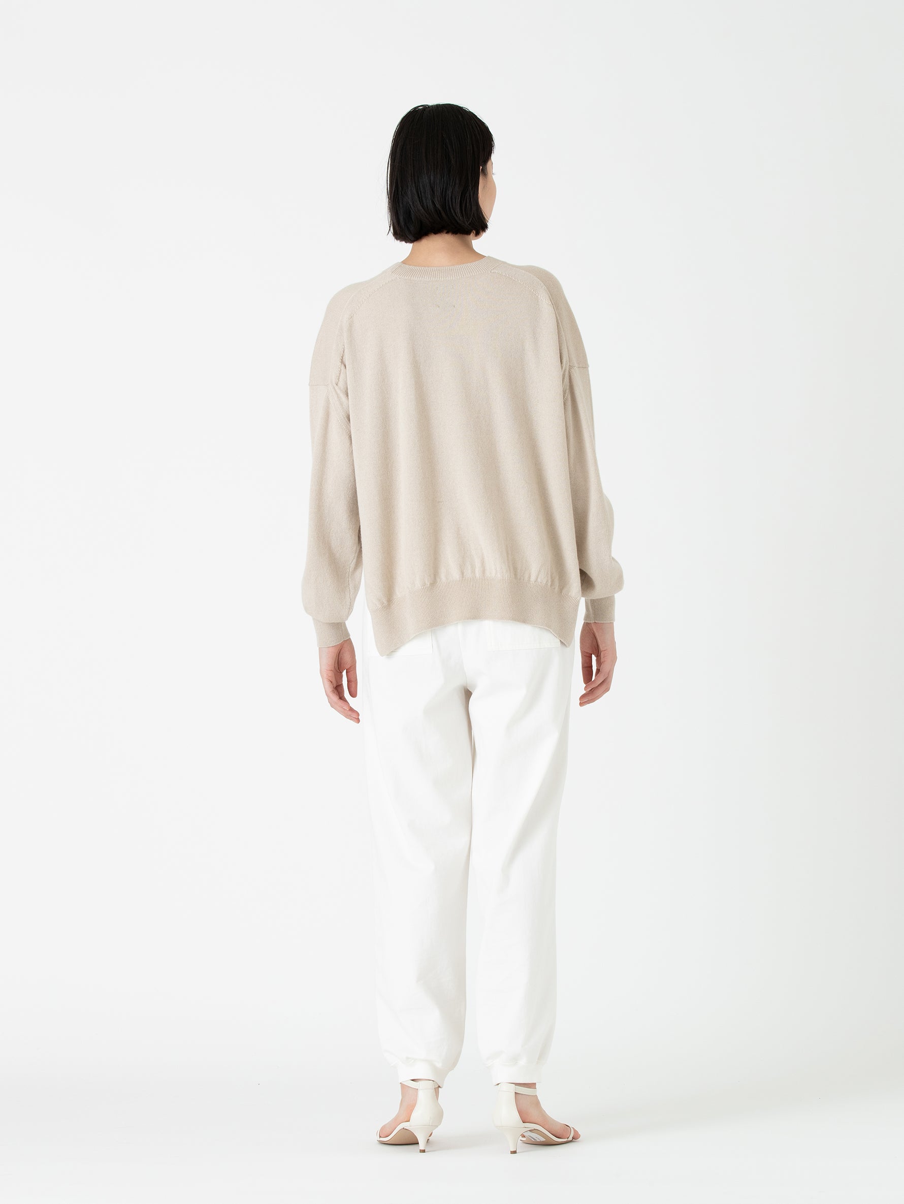 BATONER | CASHMERE-SILK CREW NECK BN-24SL-007