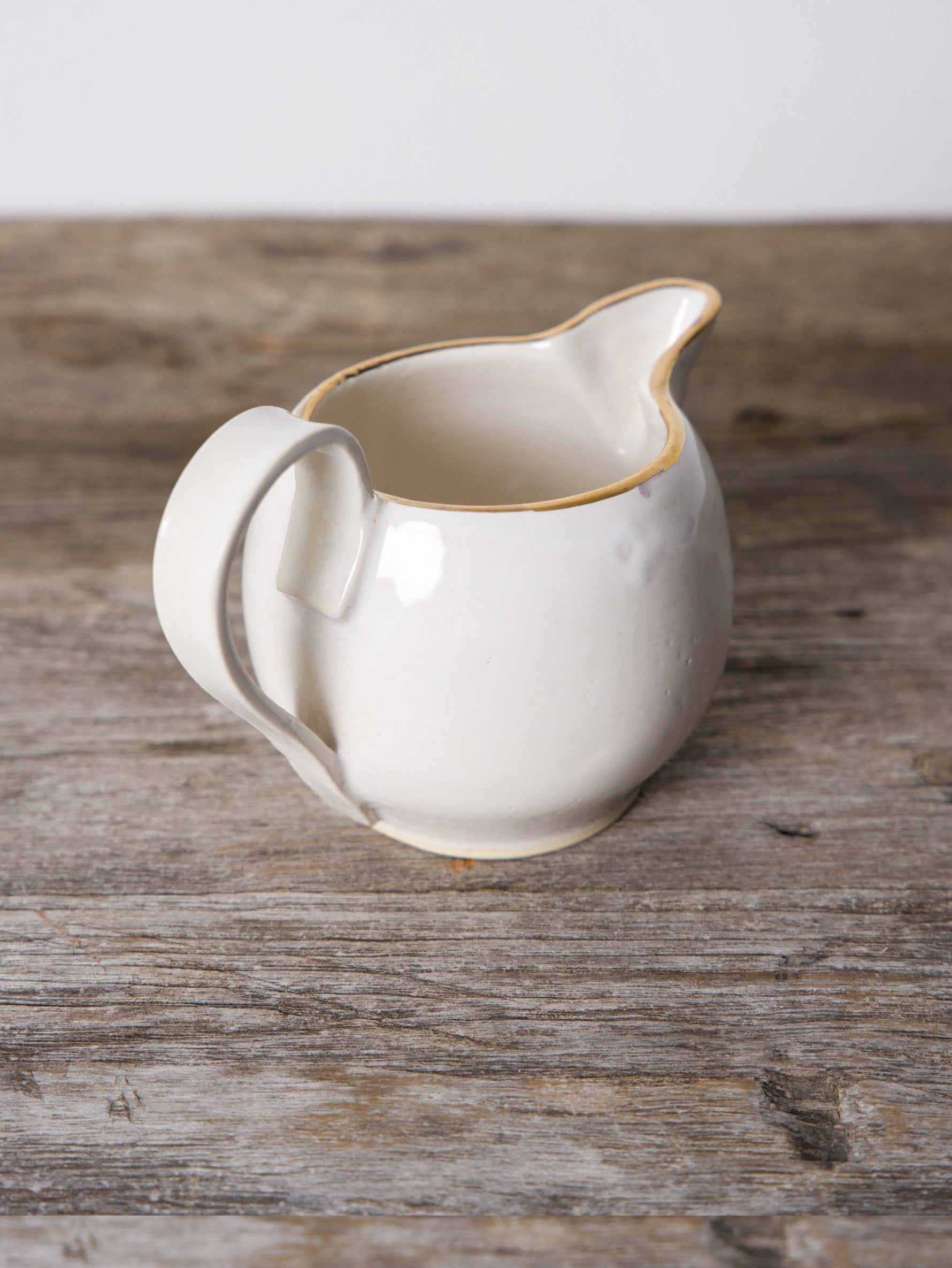 ucacoceramics | serie habiller Carafe 乳白色×金彩ピッチャー 中