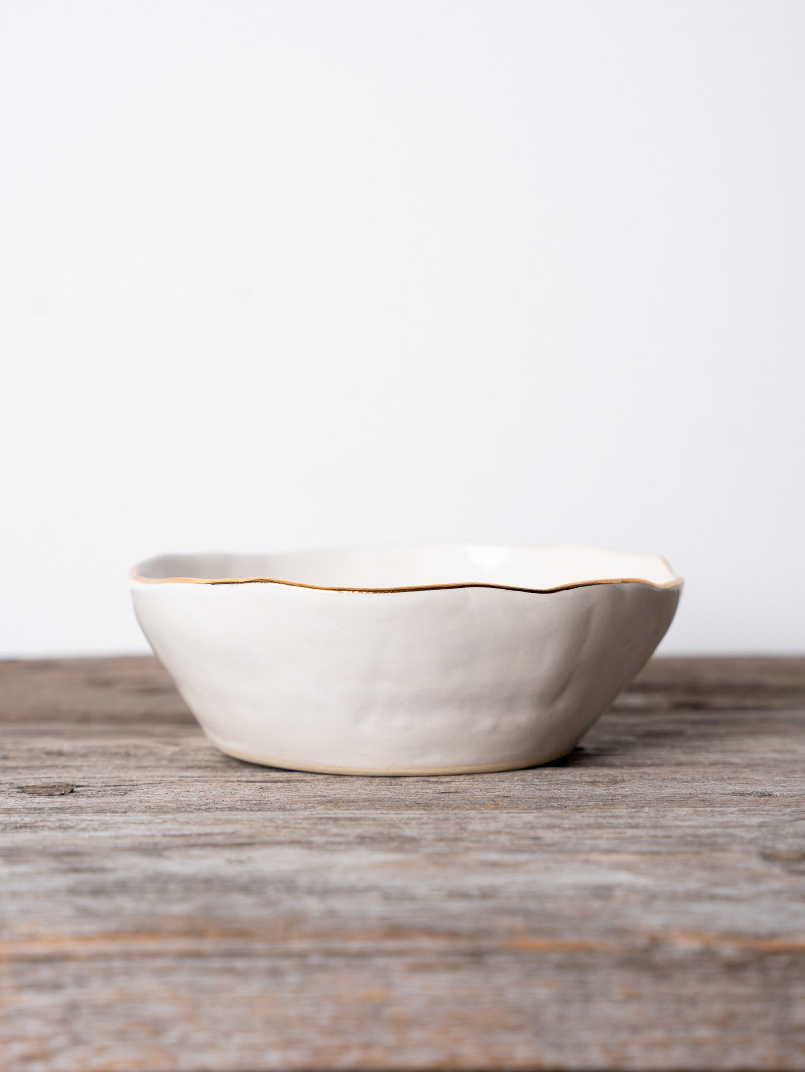 ucacoceramics | serie habiller Acai 乳白色×金彩アサイーボウル – H+