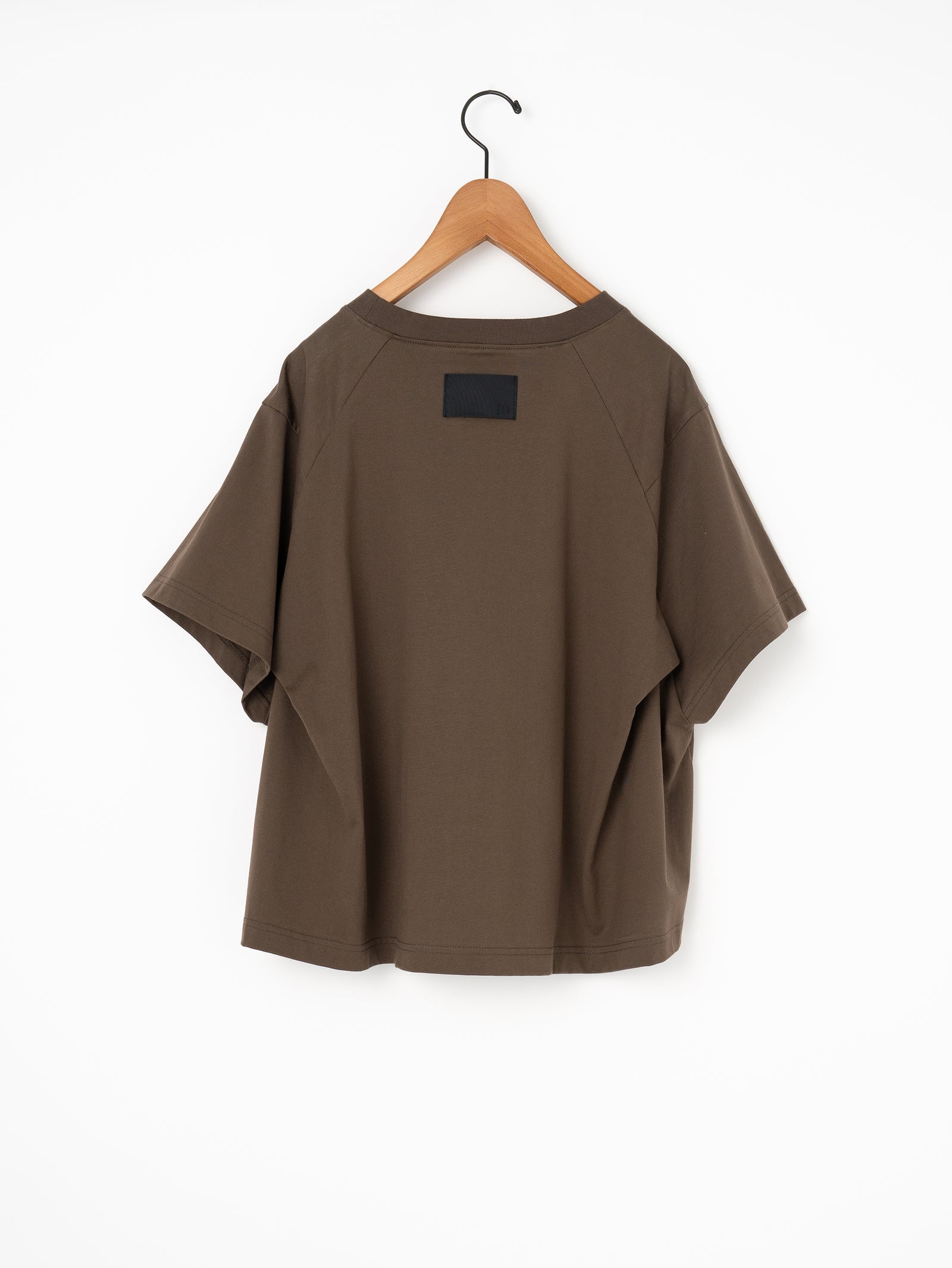 【COGTHEBIGSMOKE】JEMMA T-SHIRT 27 JEMMA T-SHIRT / CRISP JERSEY - C12 – COGTHEBIGSMOKE