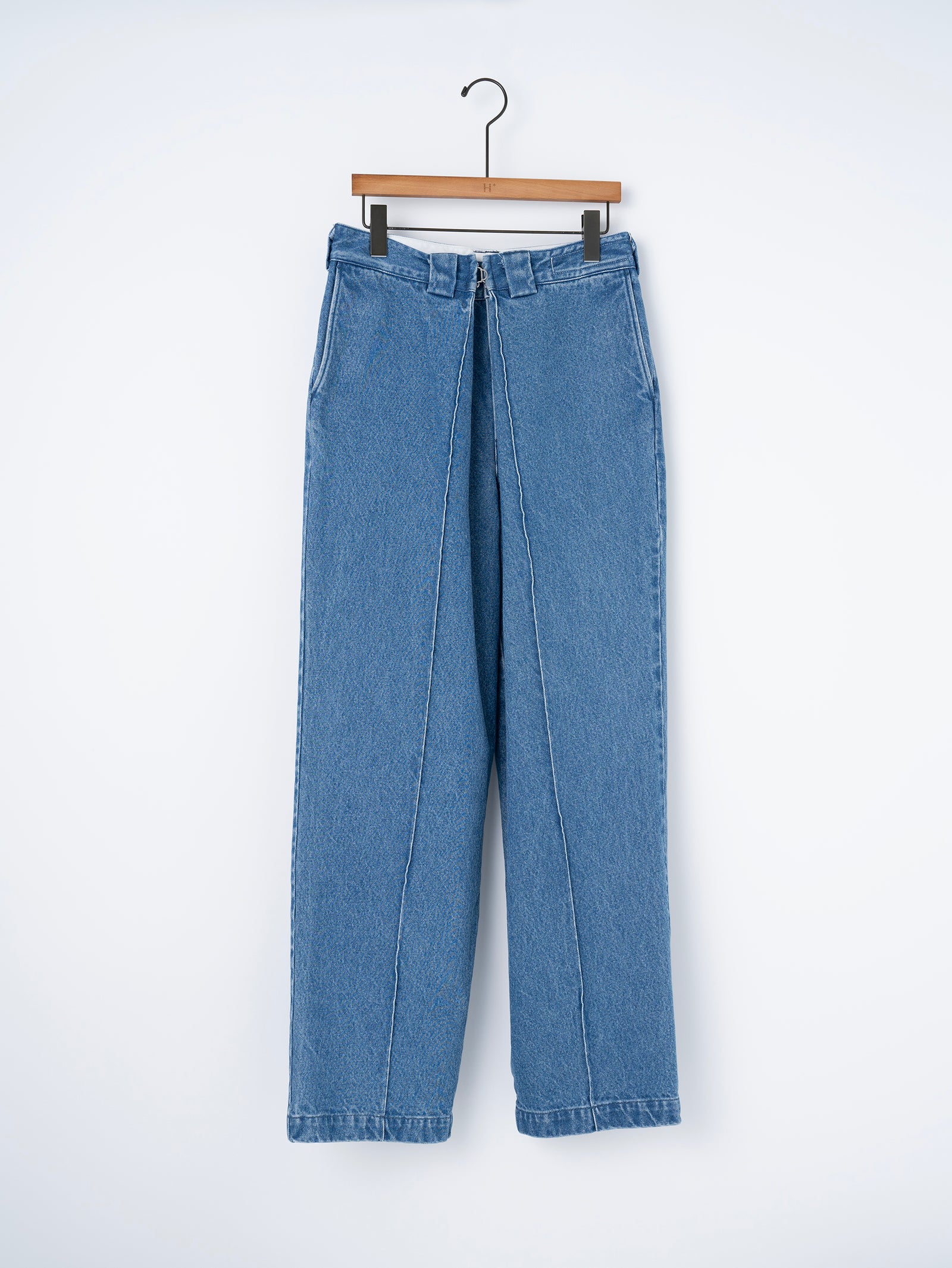 KURO | BIG TUCK DENIM TROUSER – H+HELIOTROPE