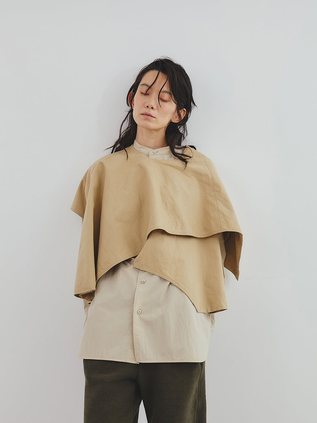 ウノピュウロゴ付きグレージップアップベスト 51zrhdMhLcL._UF350,350_QL50_.jpg