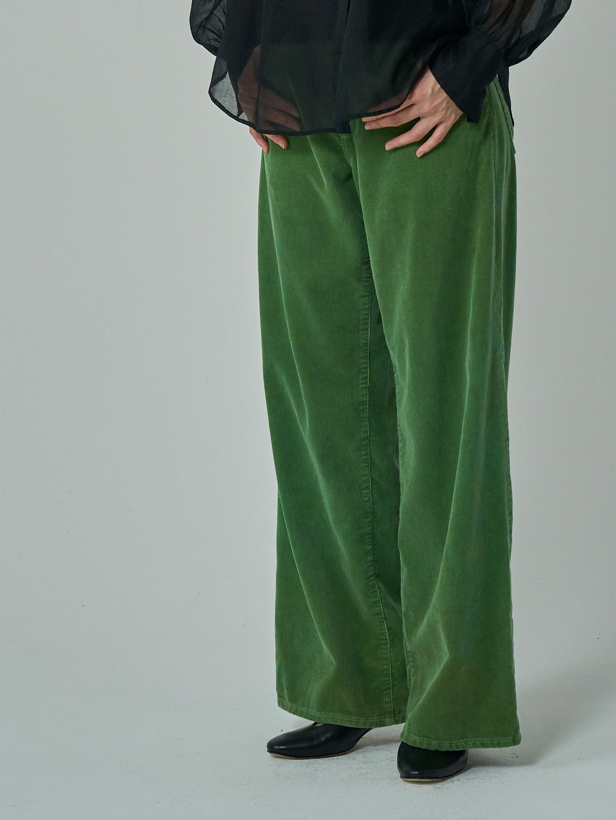 BOWTE | FINX CORDUROY PIECE DYED WIDE PANTS 262-04-0002