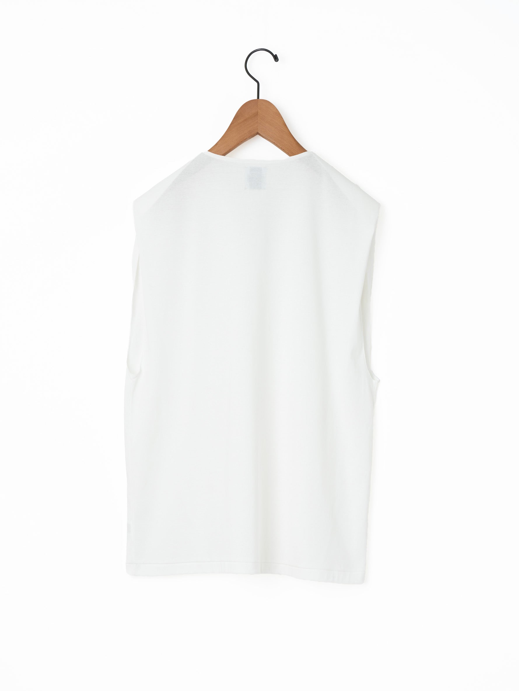 GGG | Structured Shoulder No Sleeve T 02-01-1956