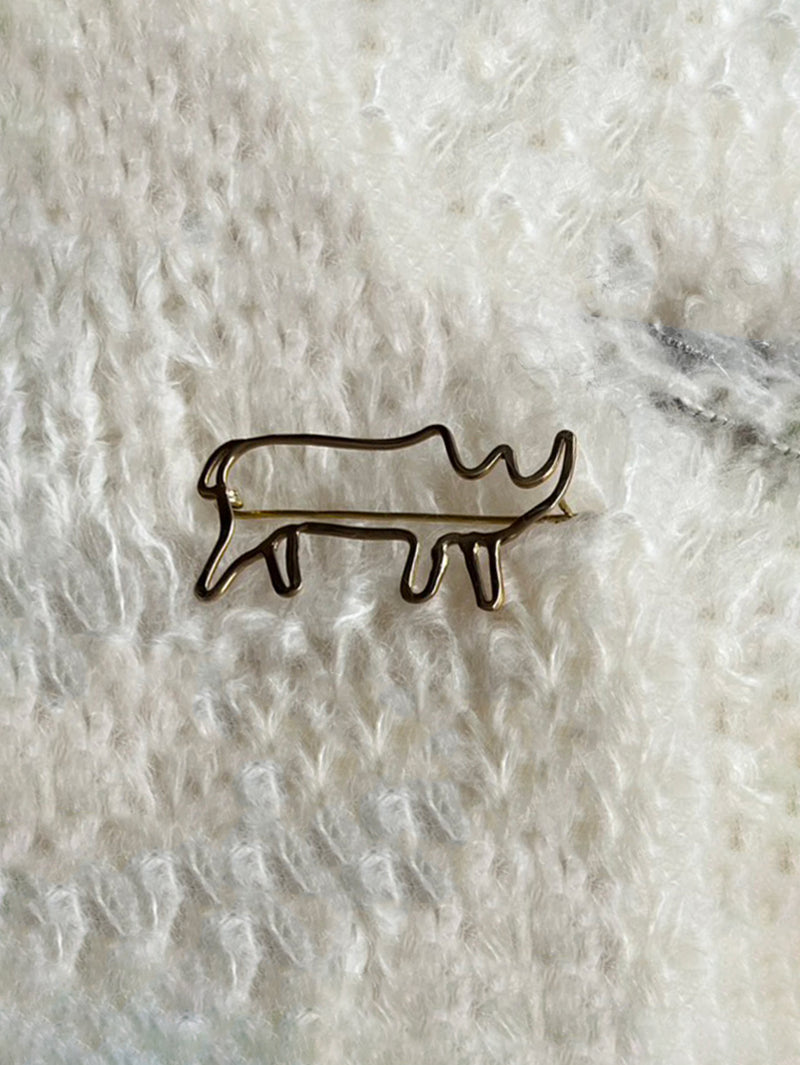 Miriam Nori  | spilla/broach/ spilla rinoceronte a cornice
