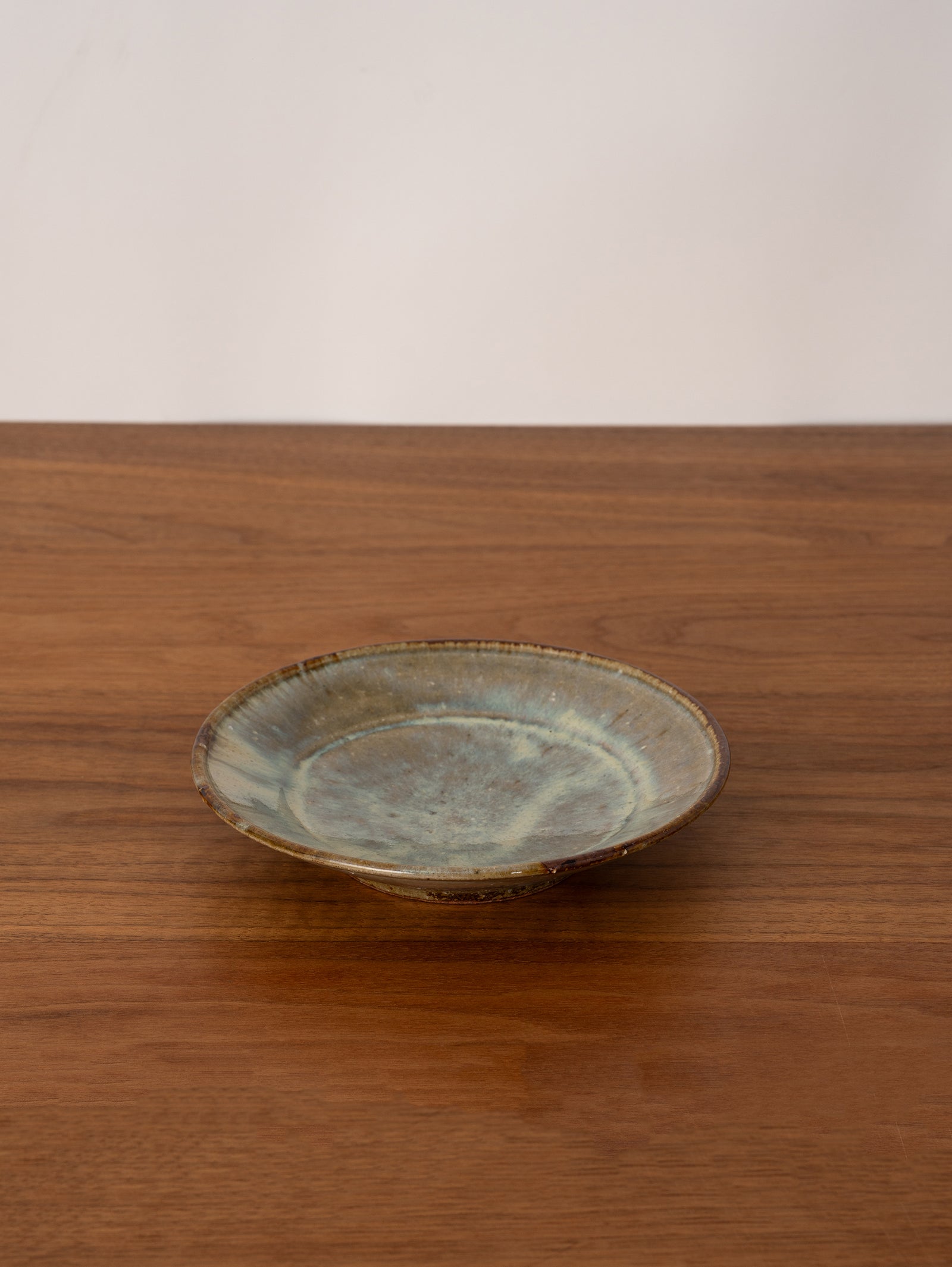 田尾明子 | ワラ平皿 – H+HELIOTROPE