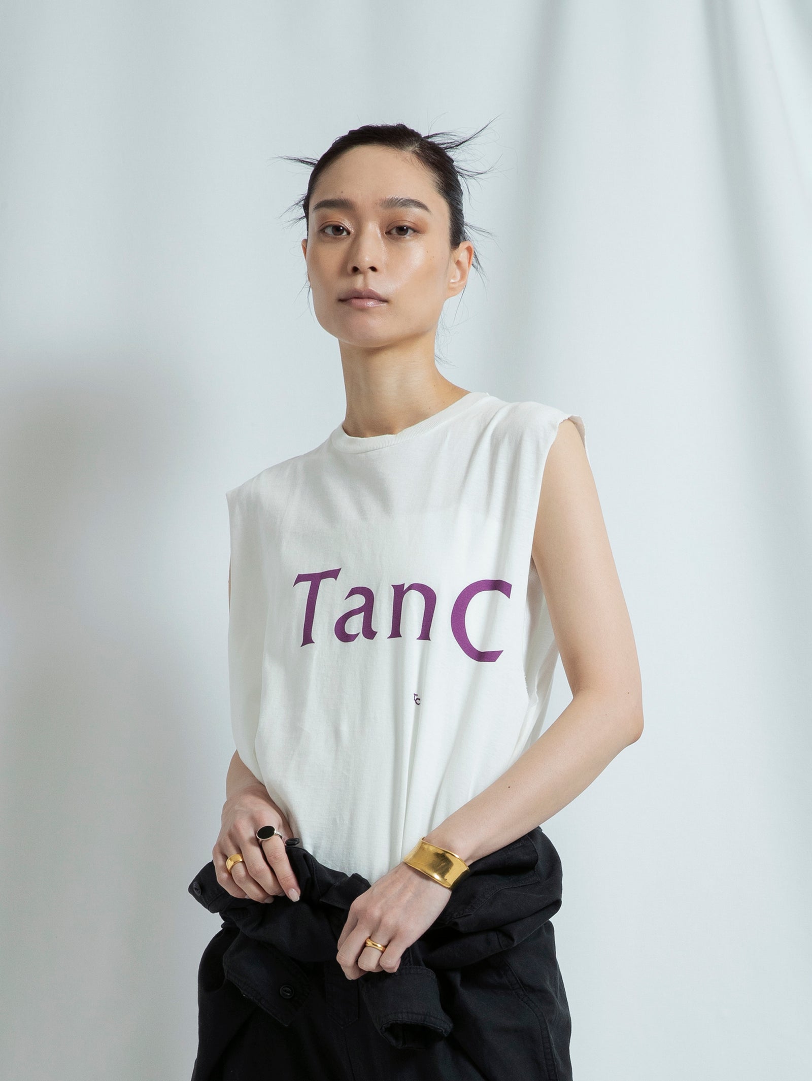 TanC TOKYO | ビッグロゴタンクトップ – H+HELIOTROPE