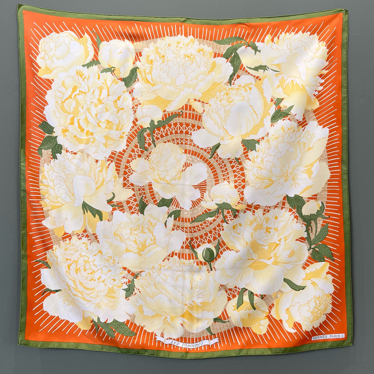 VINTAGE HERMES｜スカーフ LES PIVOINES カレ90